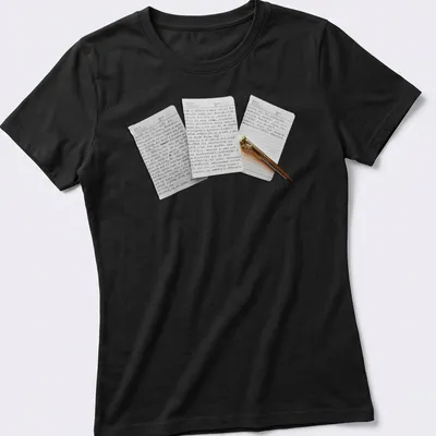 Handwritten farewell letter by Messi printed in black on a white — printed on a women's shirt